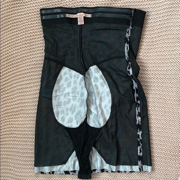 Victoria’s Secret shapewear - Picture 2 of 4